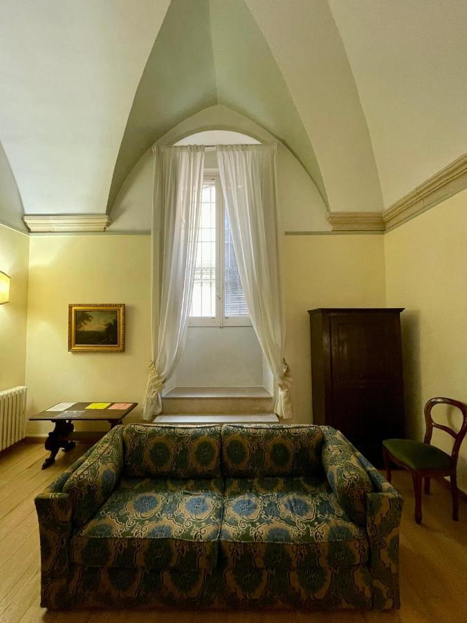 4 Balconi Rooms- Dimora Arditi B&B Lecce Exteriör bild